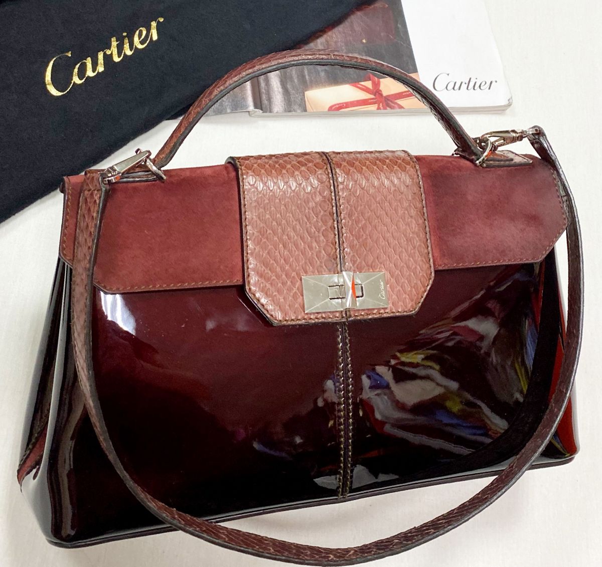 
Сумка Cartier размер 30/17 цена 46 965 руб 