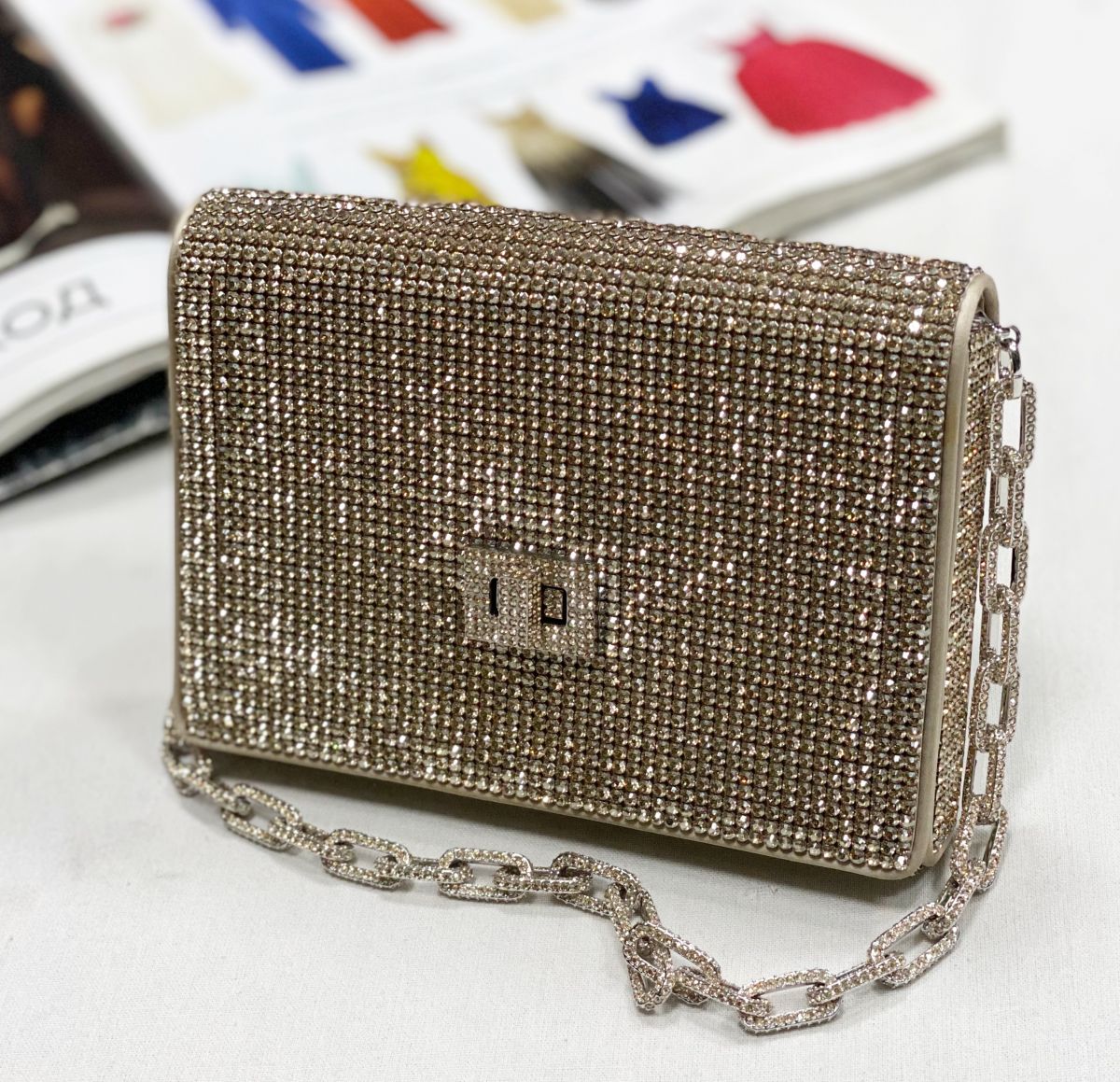 Сумочка/камни/ Swarovski размер 17/12 цена 27 693 руб
