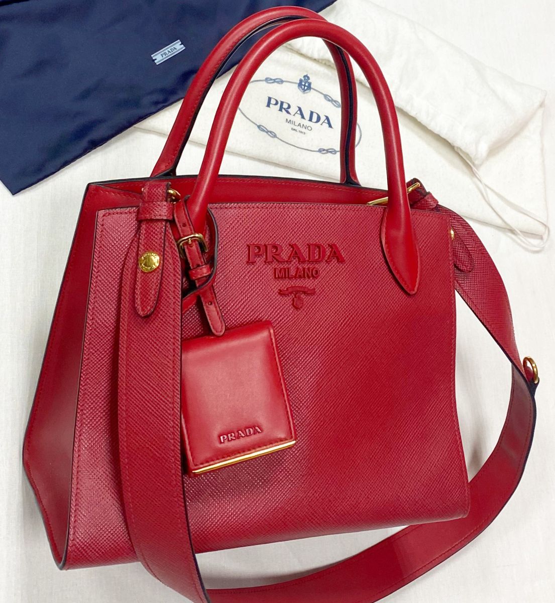Сумка Prada размер 25/20 цена 78 275 руб
