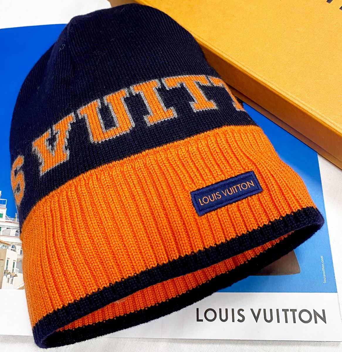 Шапка Louis Vuitton цена 15 655 руб
