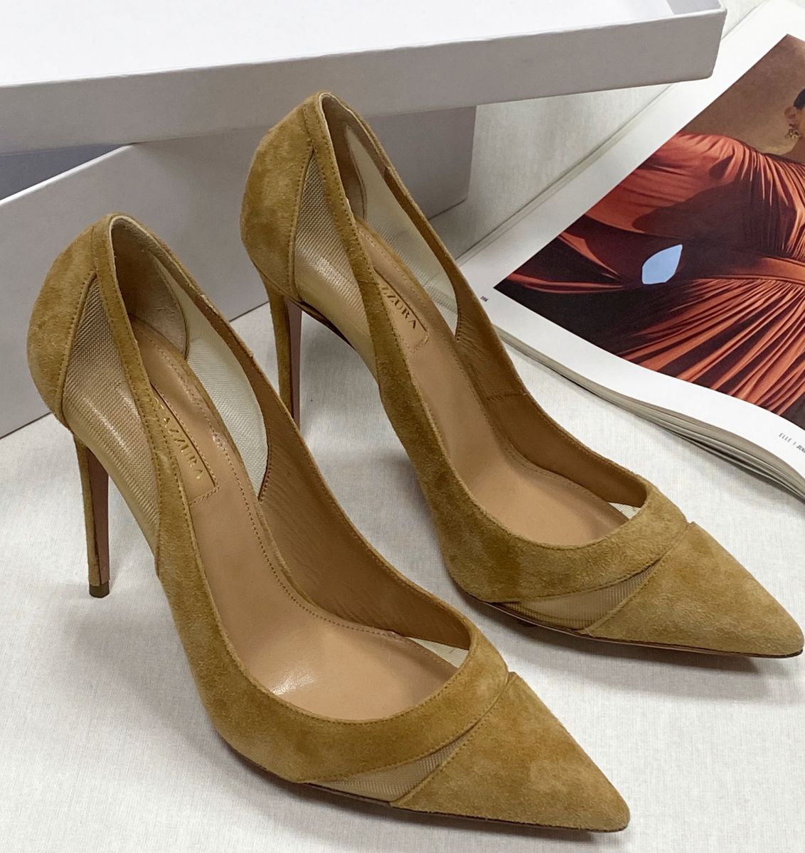 Туфли Aquazzura размер 37.5 цена 23 483 руб
Мюли Aquazzura размер 37.5 цена 23 483 руб
Туфли Aquazzura размер 37.5 цена 15 655 руб
Туфли/ бархат/камни/ Tom Ford размер 37 цена 18 786 руб