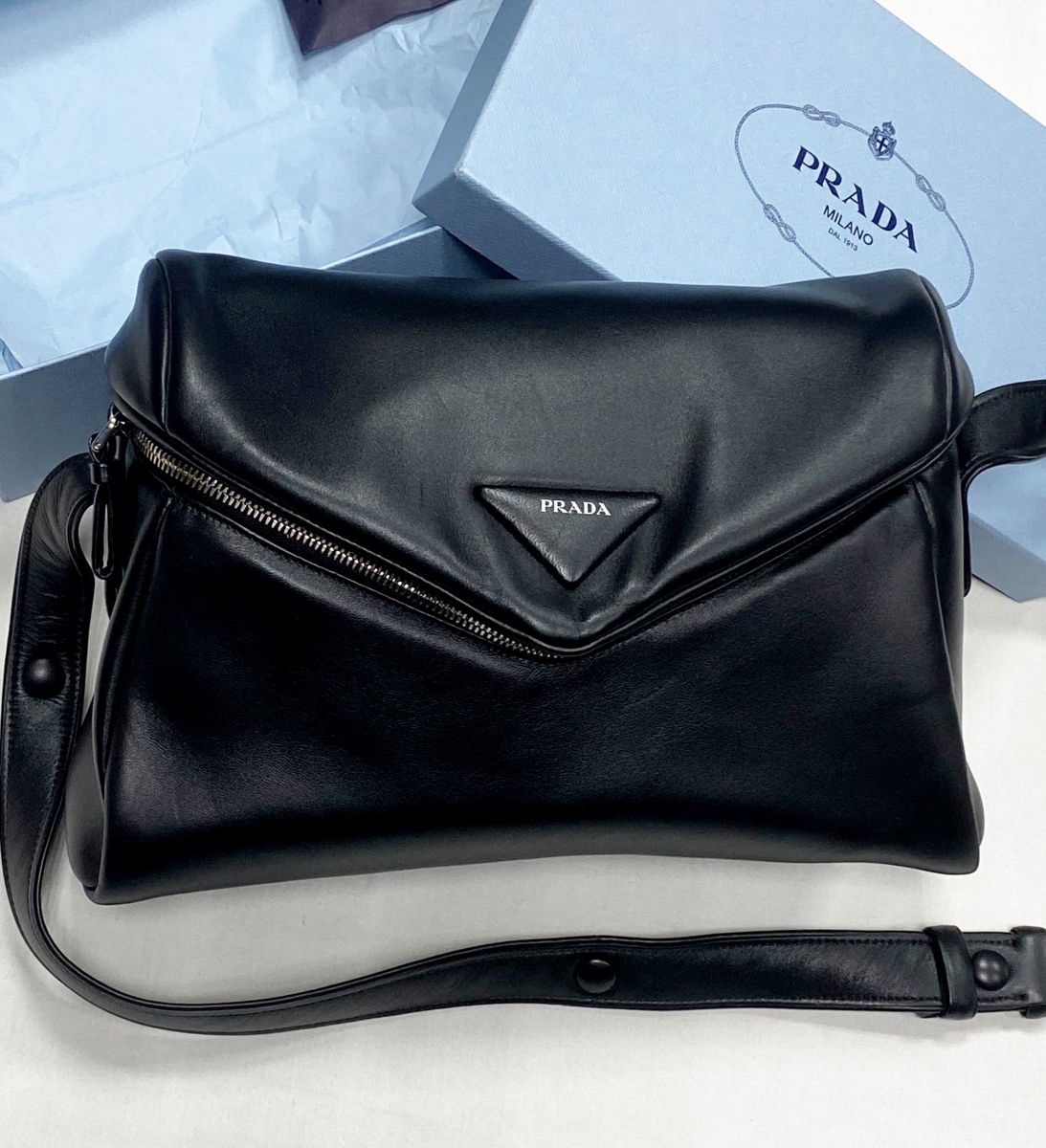 Сумка Prada размер 30/20 цена 234 825 руб
