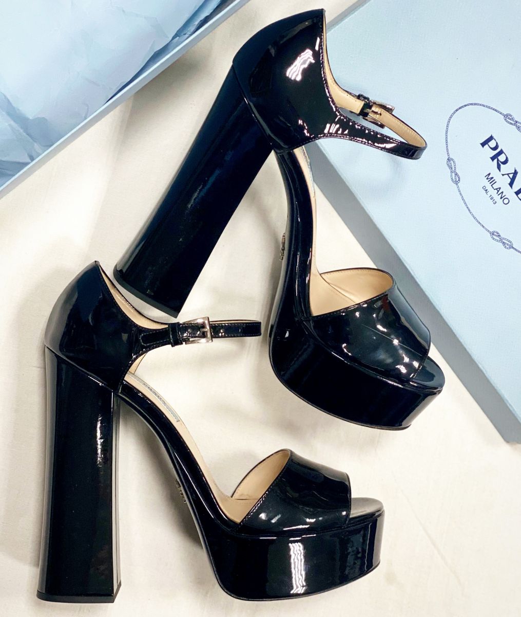Босоножки Prada размер 40 цена 23 483 руб 