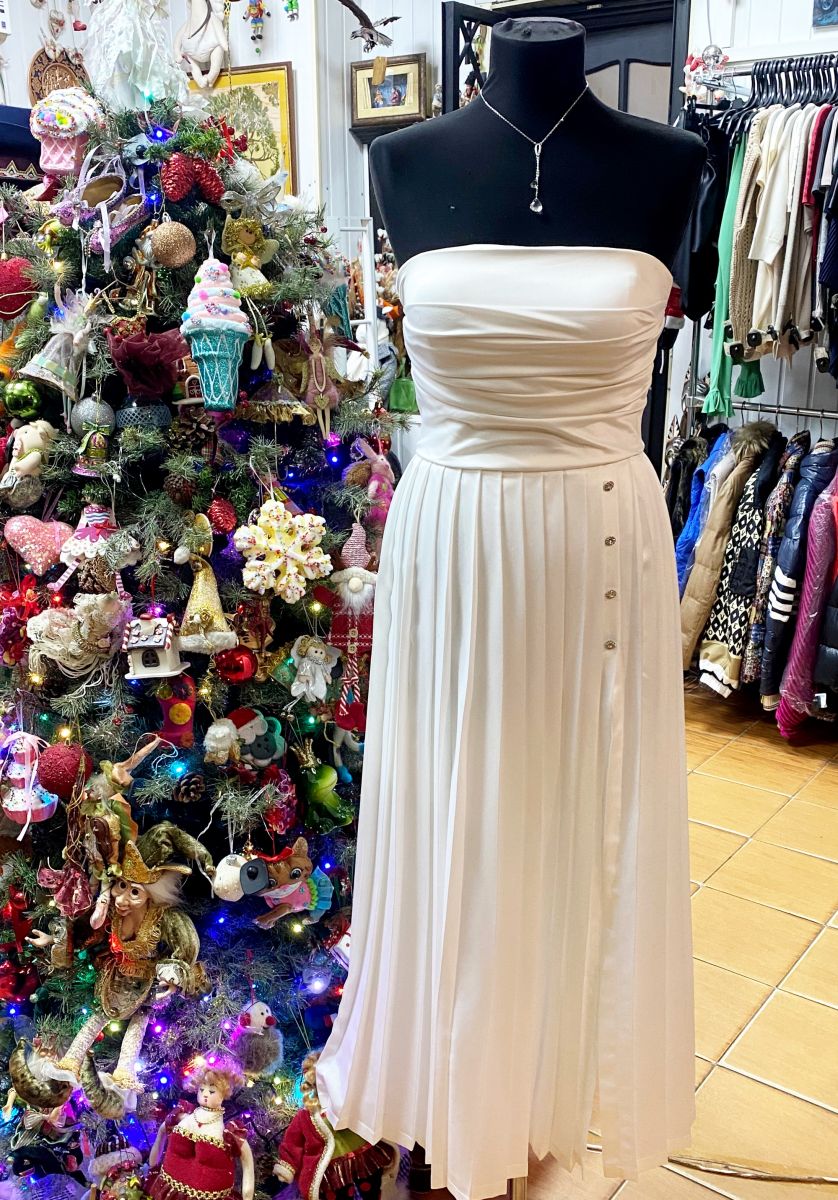 Платье/камни/ размер M цена 12 524 руб

