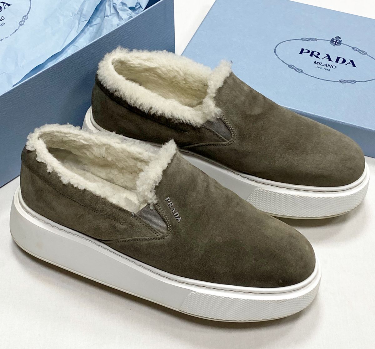 Лоферы /на меху/ Prada размер 39.5 цена 23 483 руб