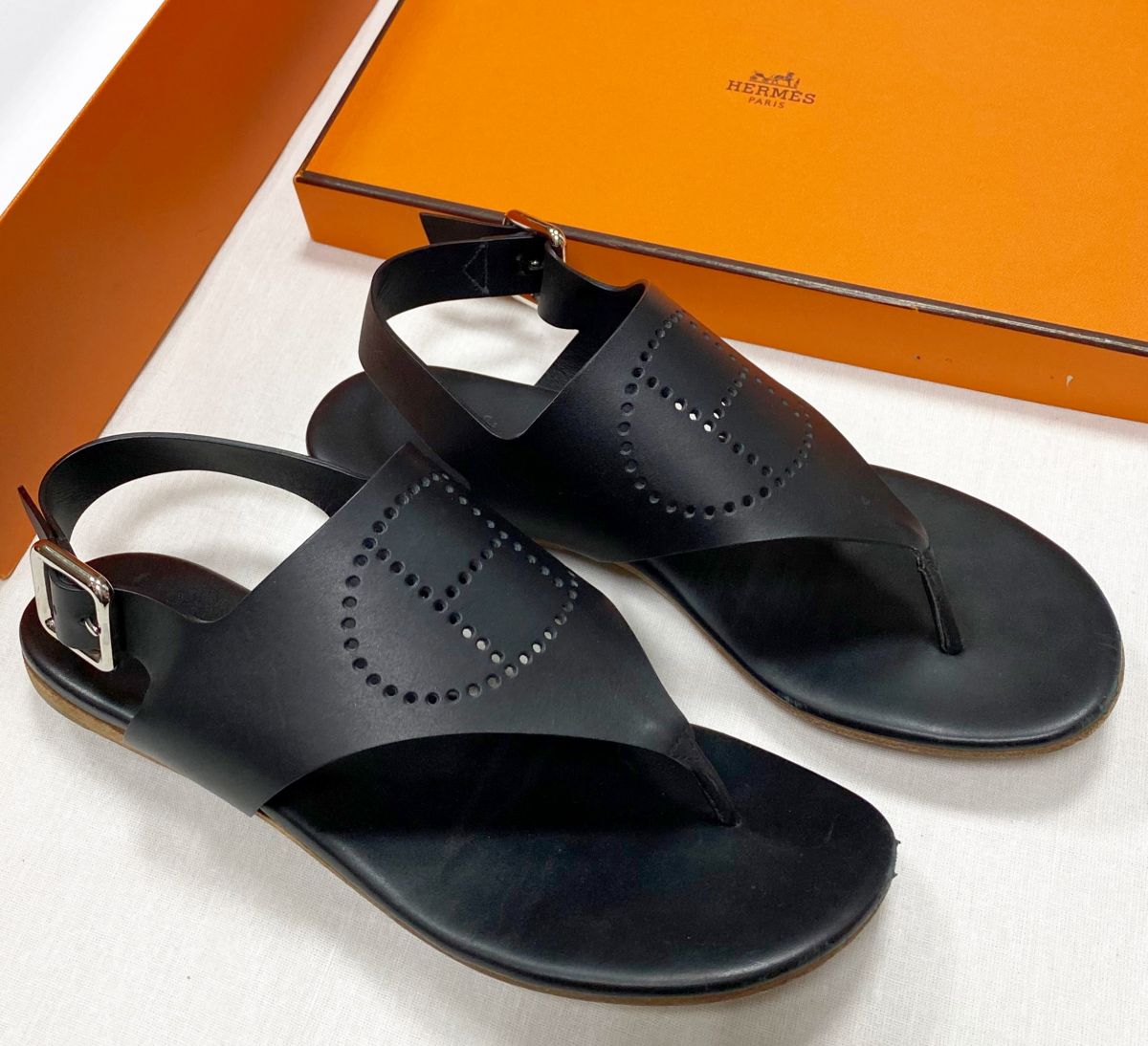 Сандали Hermès размер 37 цена 31 310 руб