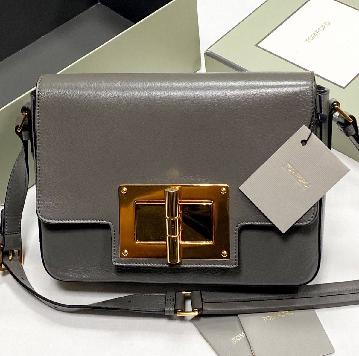 Сумка Tom Ford размер 25/20 цена 62 620 руб
