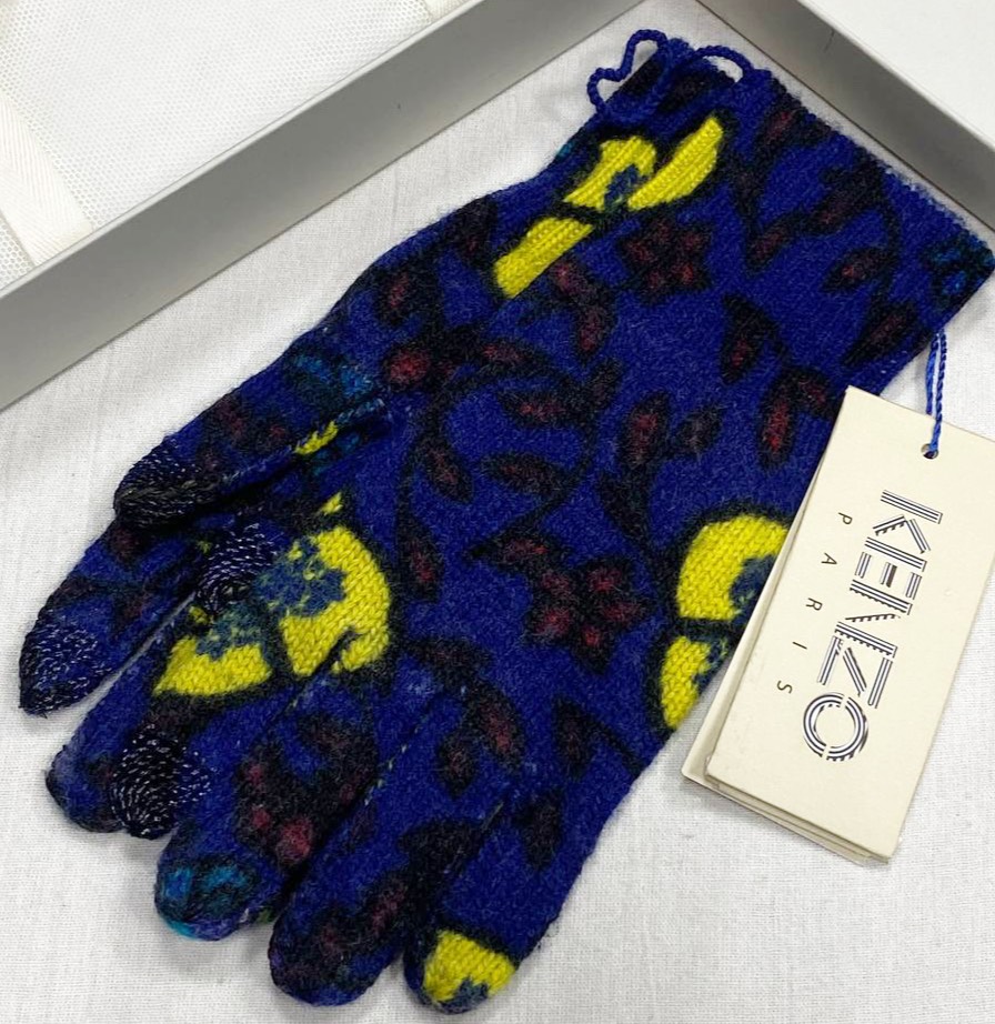 Перчатки Kenzo цена 4 693 руб/ с биркой/