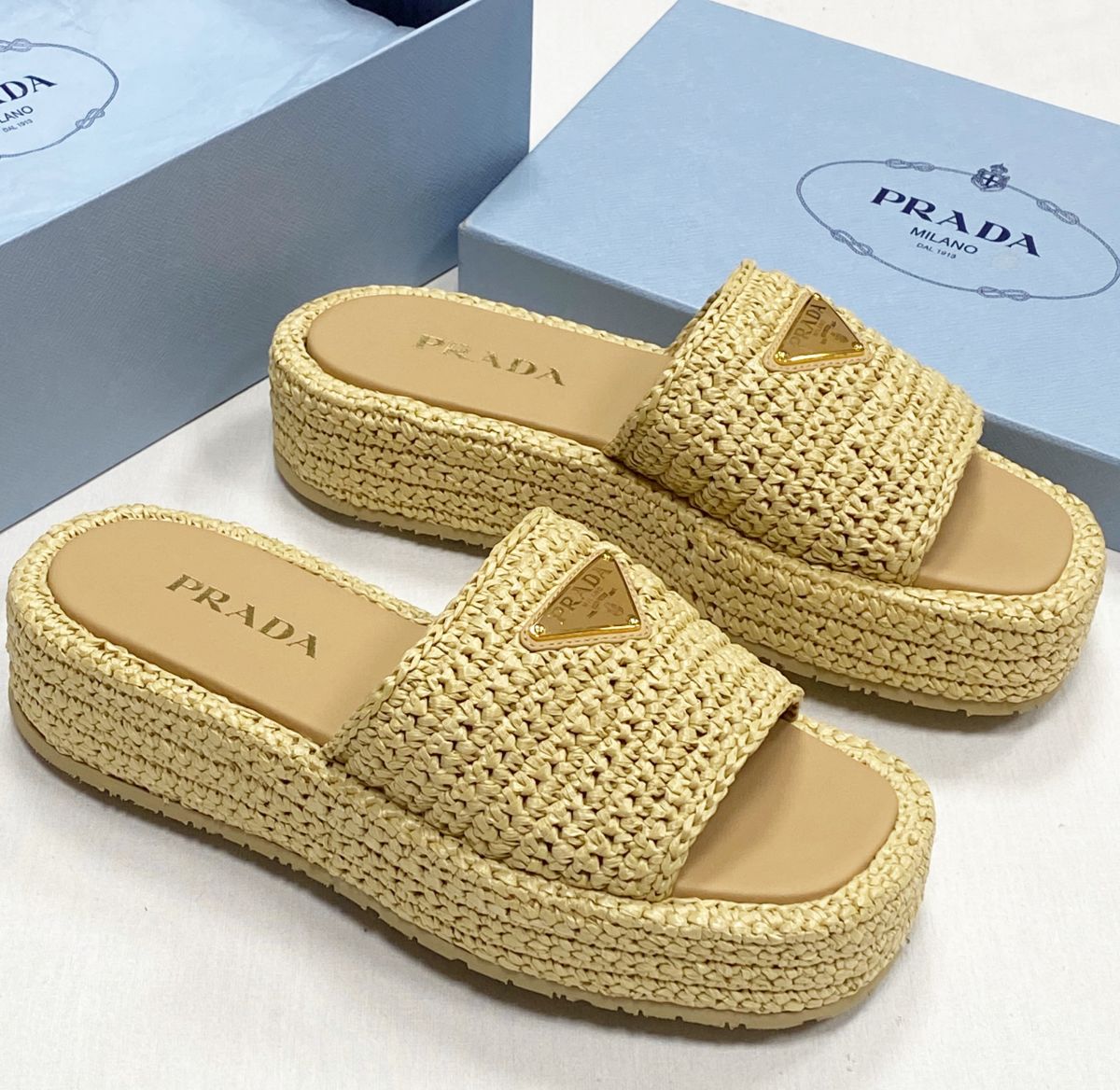 Сабо Prada размер 39 цена 31 310 руб