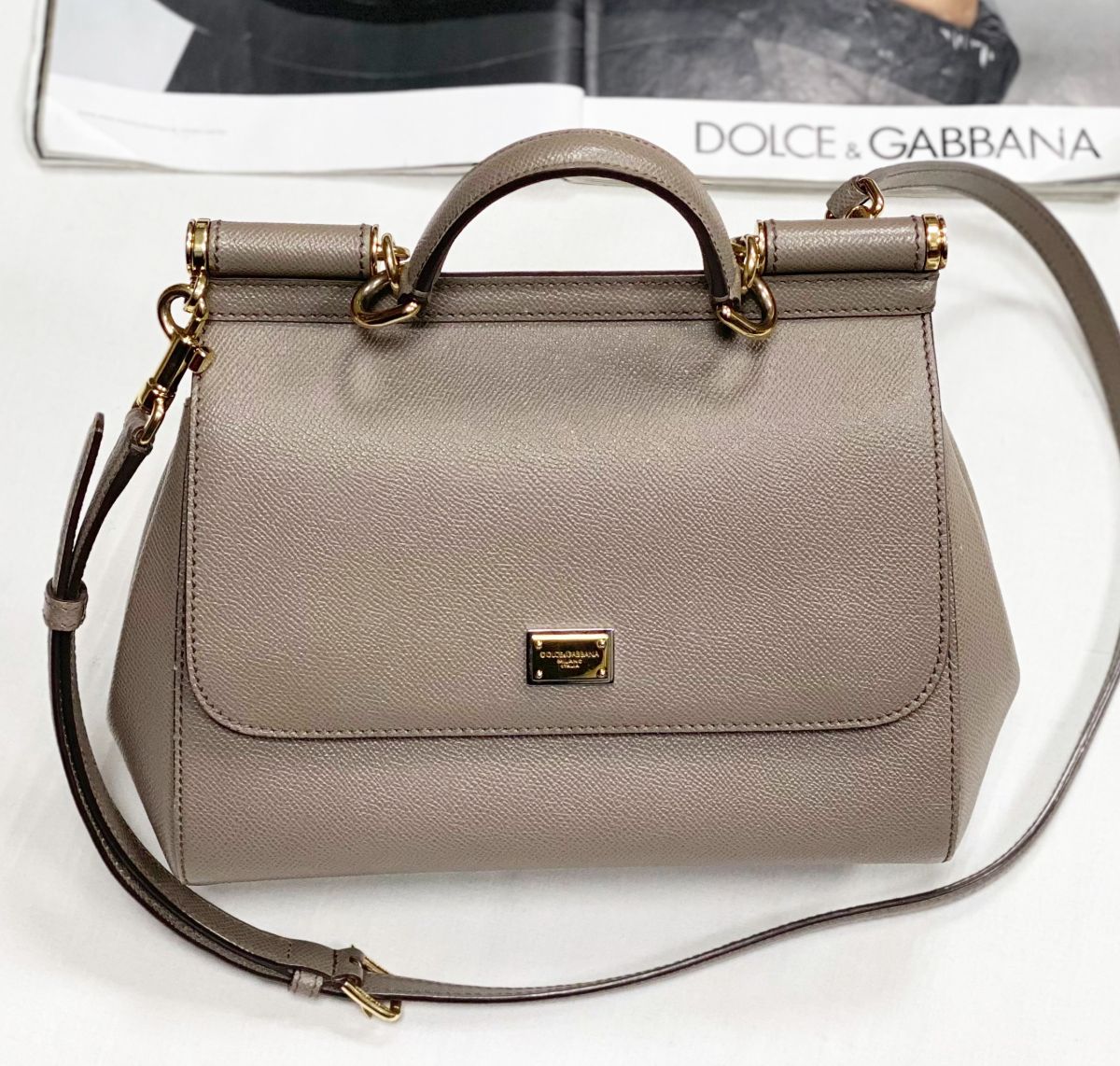 Сумка Dolce Gabbana размер 25/20 цена 54 793 руб 