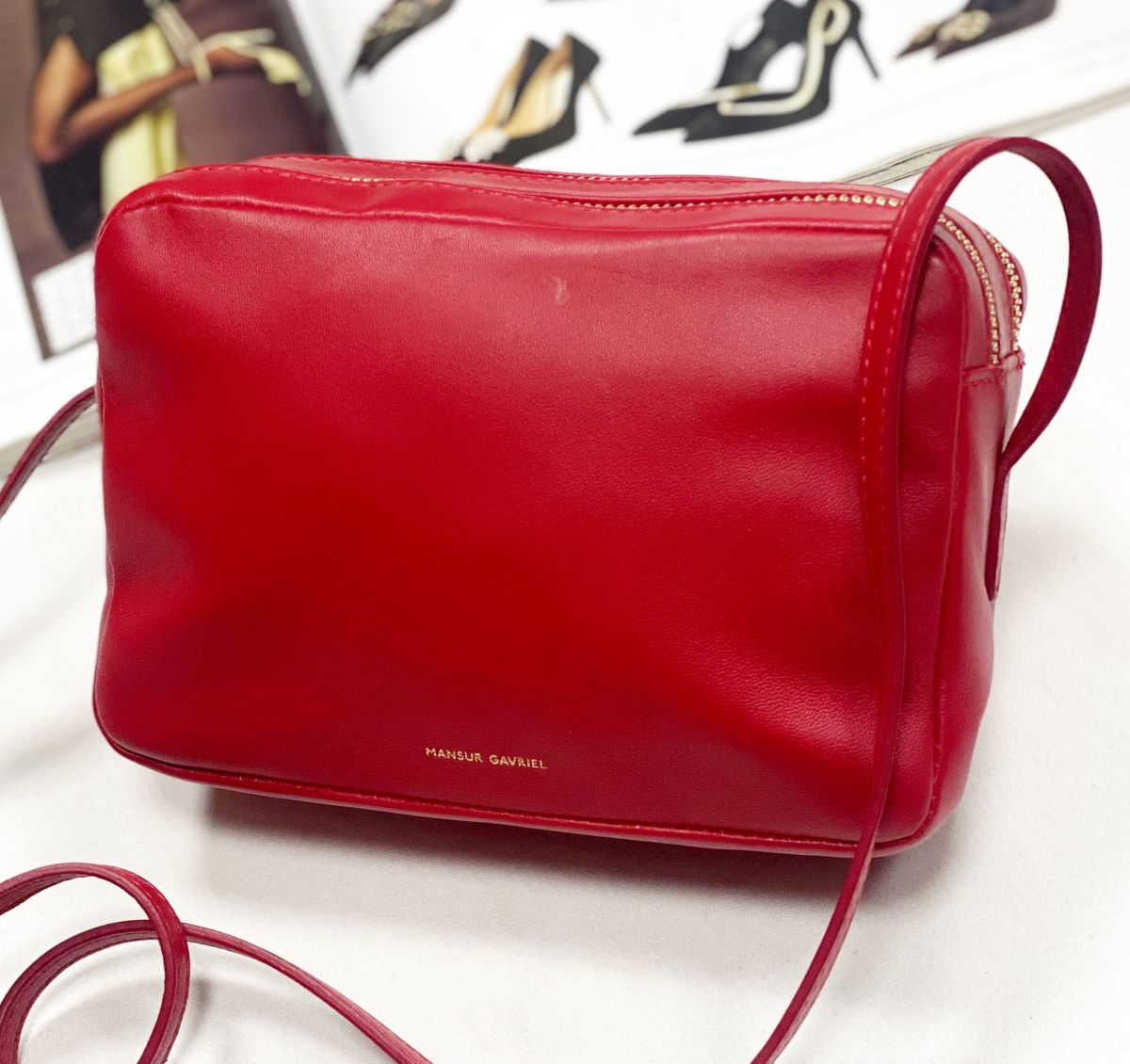 Сумка Mansur Gavriel размер 18/13 цена 18 462 руб
