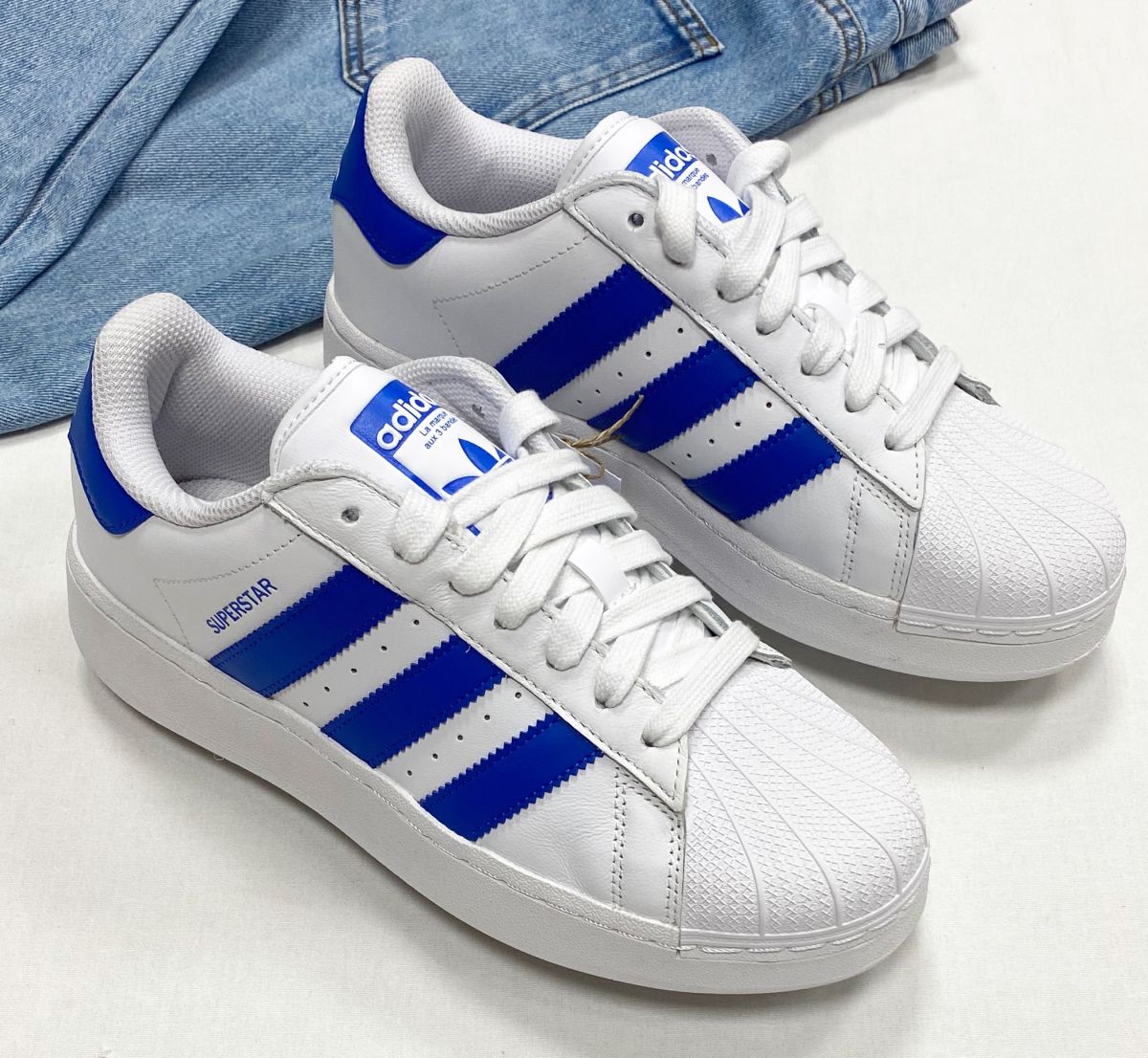 Кеды Adidas размер 41.5 цена 9 393 руб
