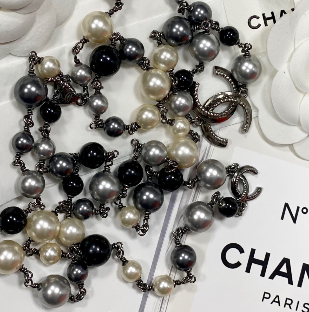 Бусы Chanel цена 61 540 руб