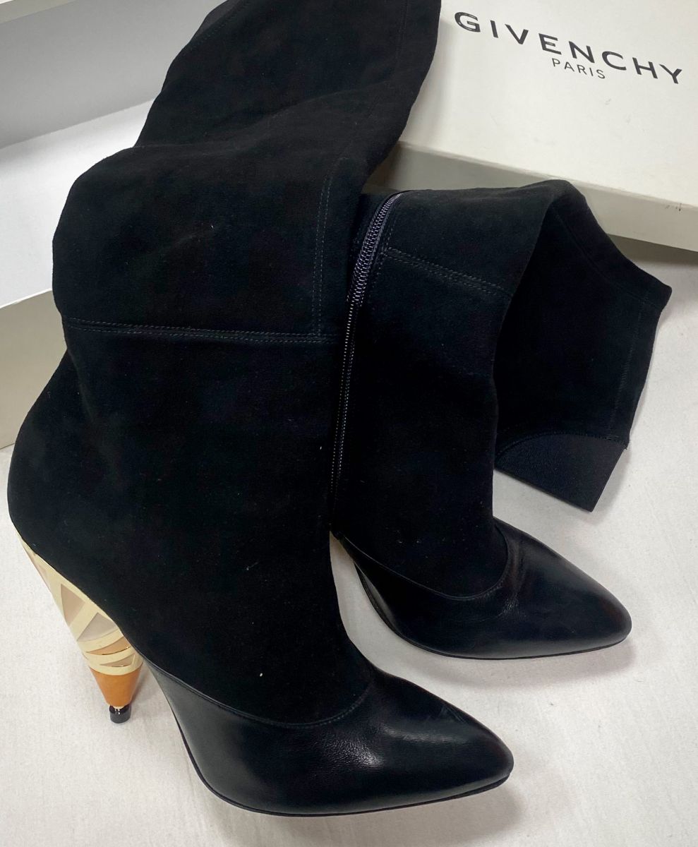 Сапоги Givenchy размер 39 цена 46 965 руб / новые /