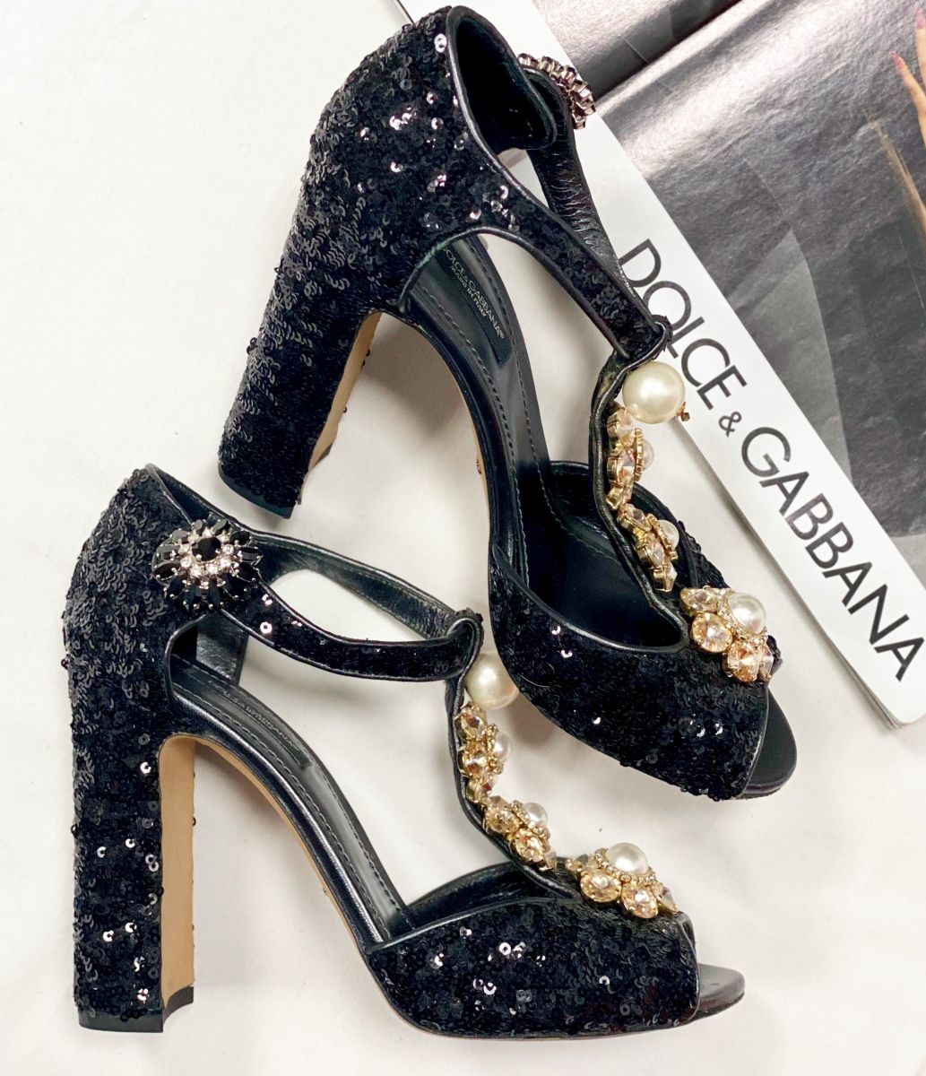 Босоножки / пайетки / камни / Dolce Gabbana размер 37 цена 23 078 руб 