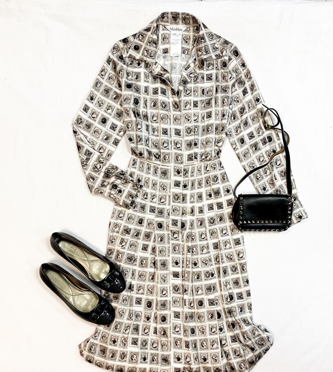 Платье Max Mara размер 34 цена 15 385 руб
Балетки Salvatore Ferragamo размер 39.5 цена 15 385 руб
Сумка Valentino 