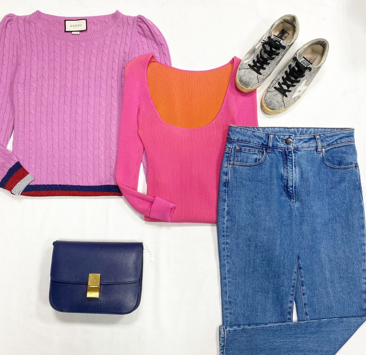 Кофта /люрекс/ Gucci размер M цена 23 078 руб
Кофта Jacquemus размер 36 цена 6 154 руб
Джинсы Peserico размер 42 цена 6 154 руб
Кеды Golcen Goose размер 38 цена 15 385 руб
Сумка Celine 