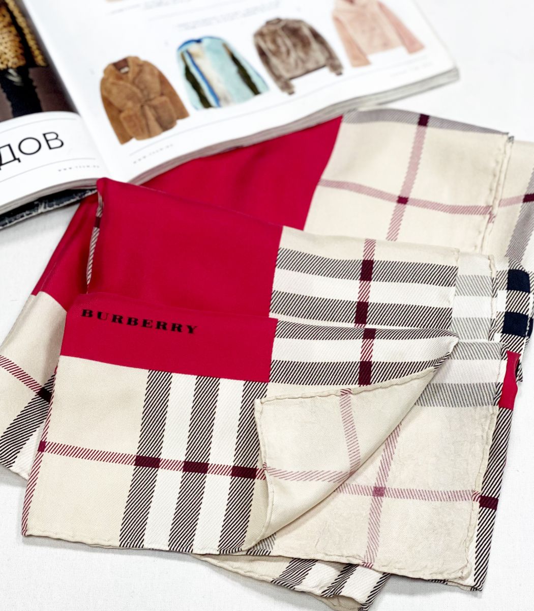 Платок Burberry размер 80/80 цена 10 770 руб 