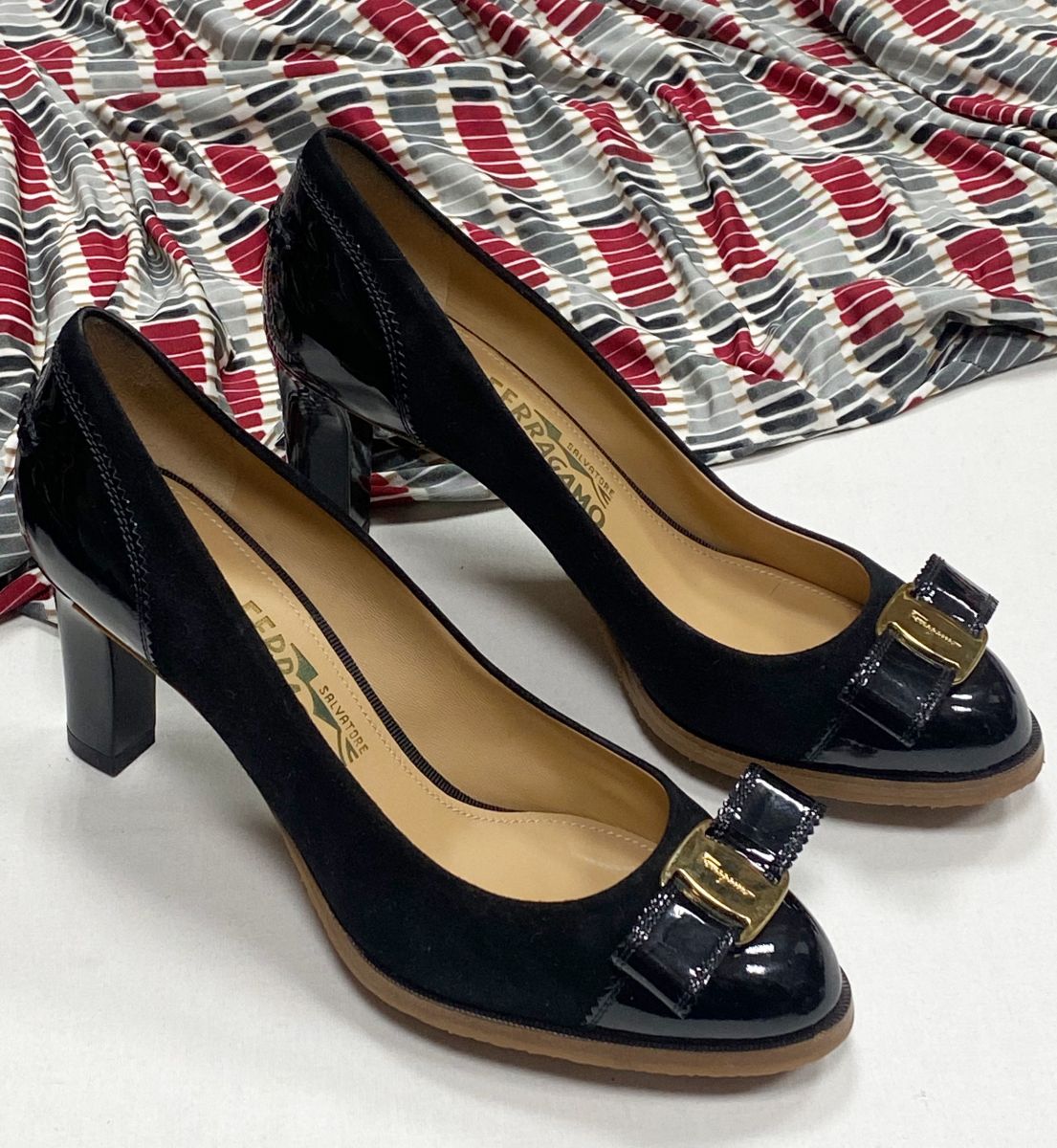 Туфли Salvatore Ferragamo размер 38.5 цена 10 959 руб
