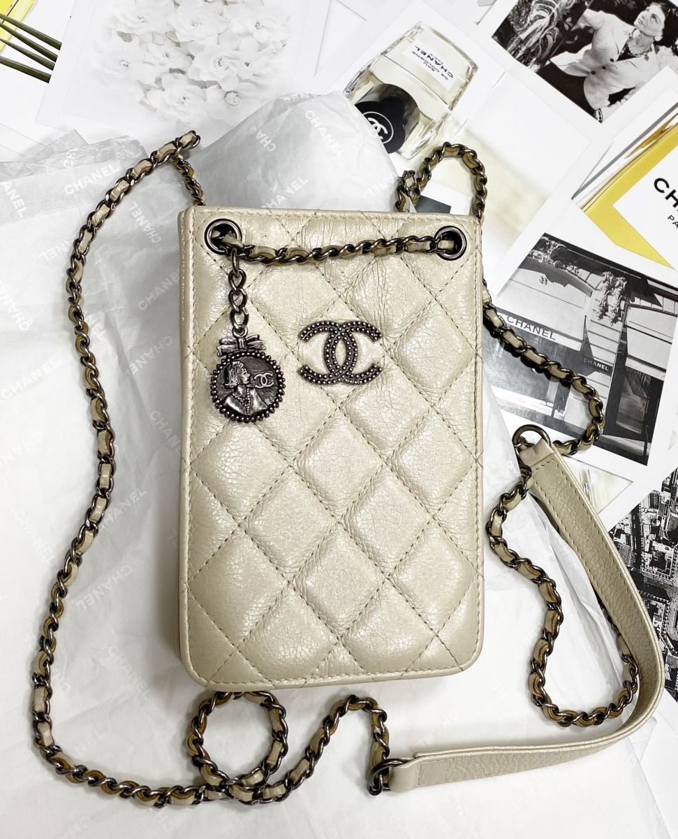 Сумочка Chanel размер 10/15 цена 125 240 руб