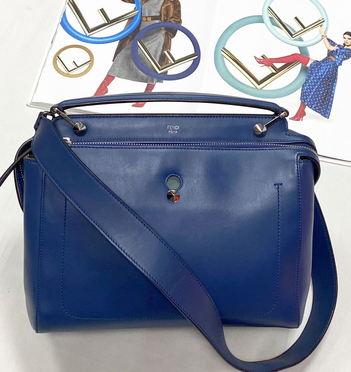 Сумка Fendi размер 30/20 цена 78 275 руб