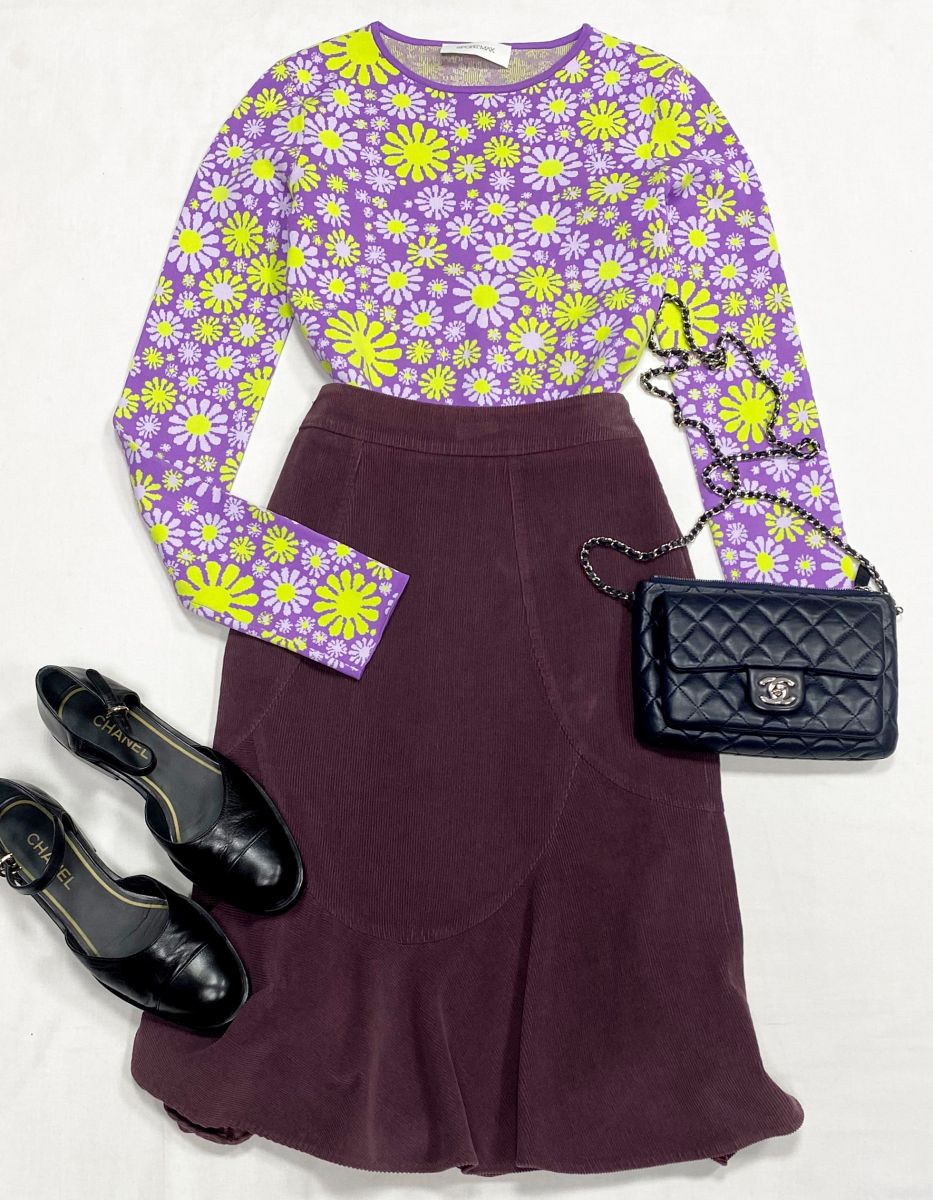 Кофта Sportmax размер M цена 7 828 руб
Юбка Max Mara размер 40 цена 7 828 руб
Туфли Chanel размер 39 цена 78 275 руб
Сумочка Chanel