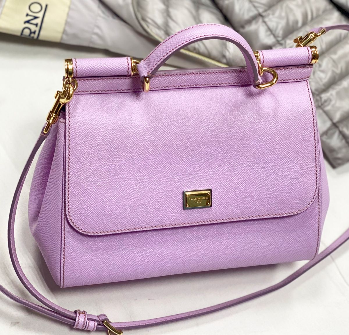 Сумка Dolce Gabbana размер 25/20 цена 46 965 руб