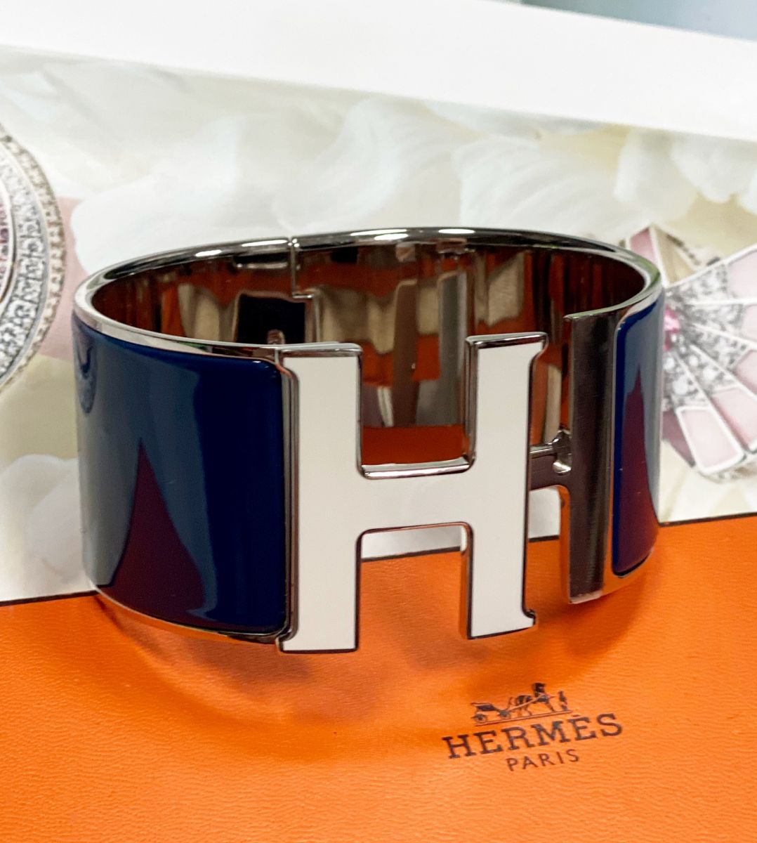 Браслет Hermes цена 46 155 руб