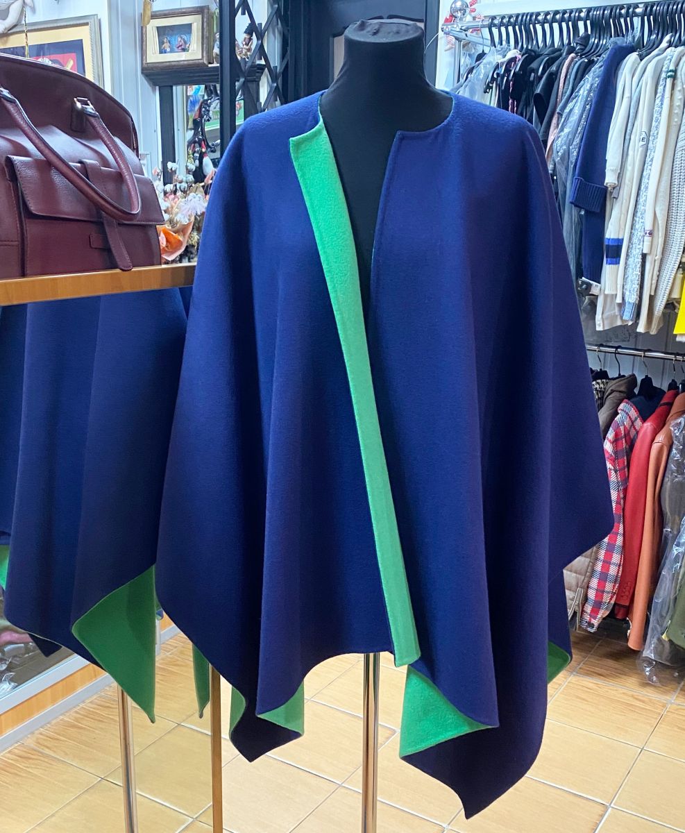 Кейп Ralph Lauren цена 62 620 руб/с ценником/ 