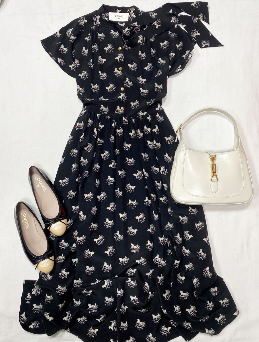 Платье / шелк / Celine размер 36  цена 62 620 руб
Балетки Chanel размер 38 цена 31 310 руб 
Сумка Gucci