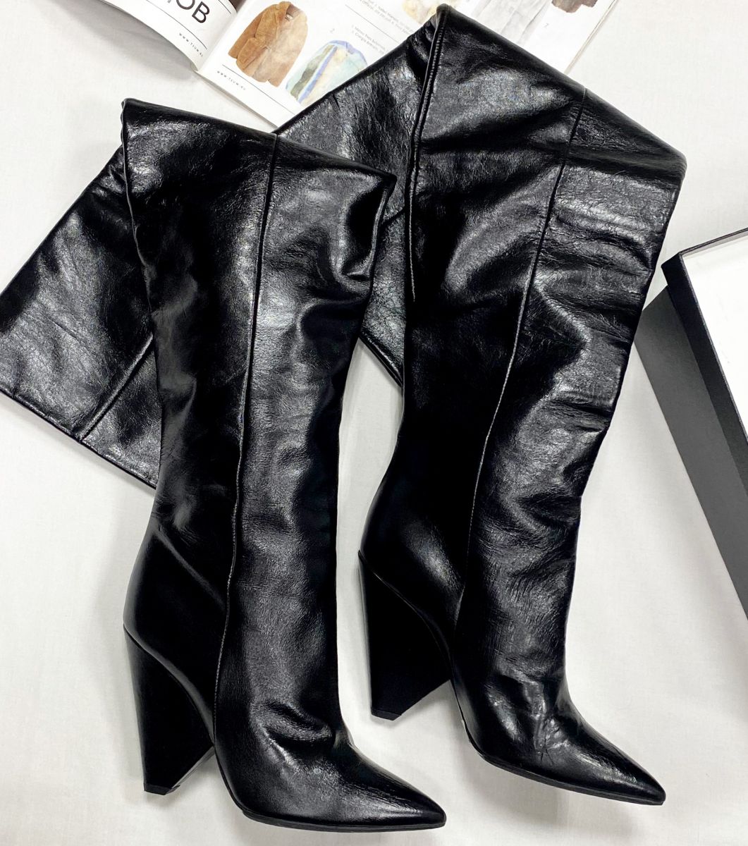 Сапоги Saint Laurent размер 37.5 цена 31 310 руб
