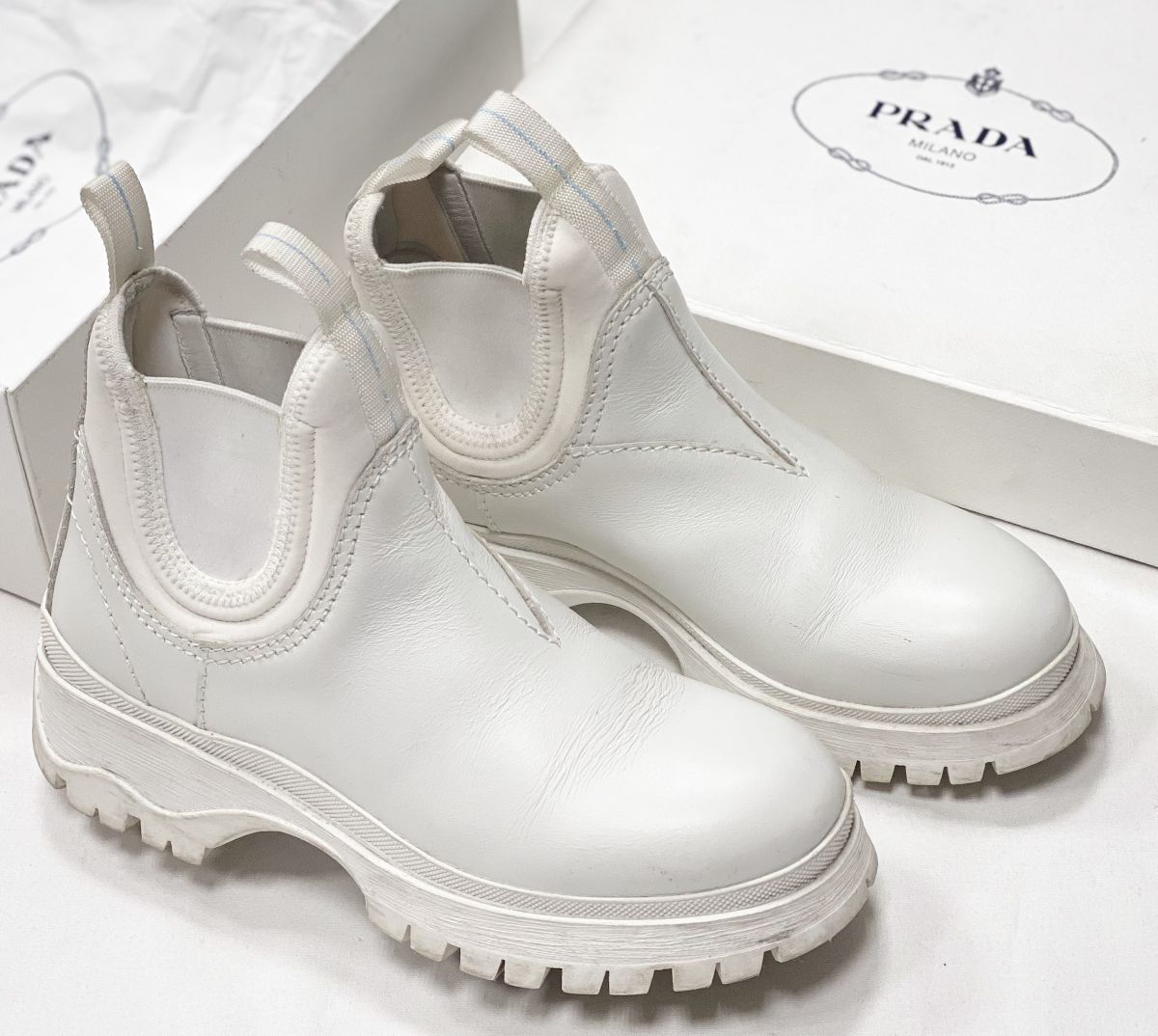 Ботинки Prada размер 36.5 цена 15 641 руб 